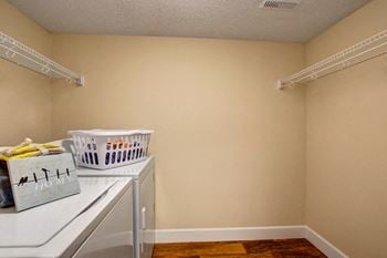 Convenient in-home washer/dryer